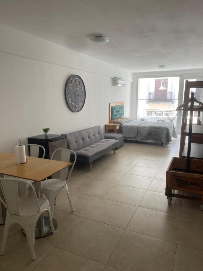 Appartamento Montmartre Monserrat Buenos Aires Esterno foto