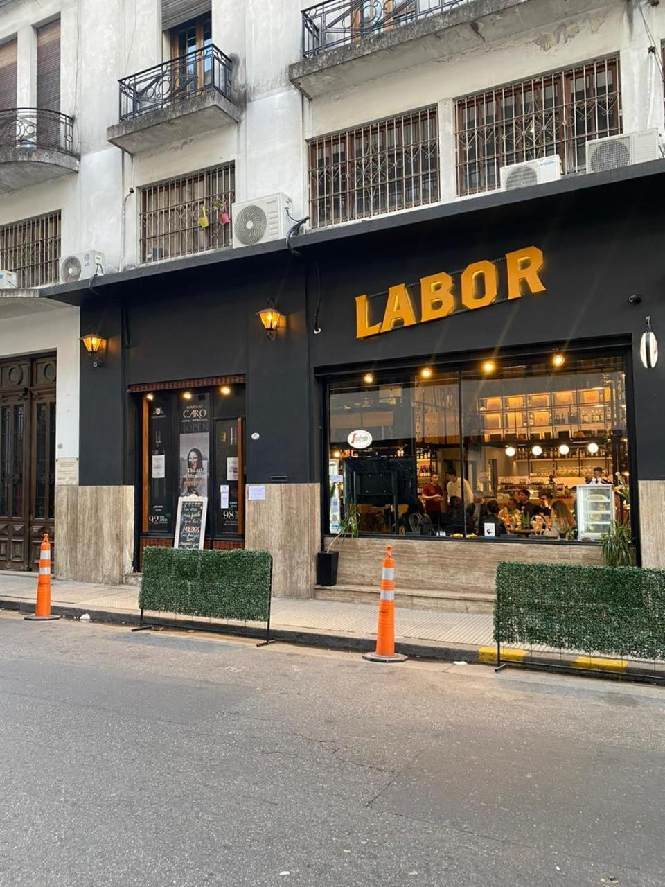 Appartamento Montmartre Monserrat Buenos Aires Esterno foto